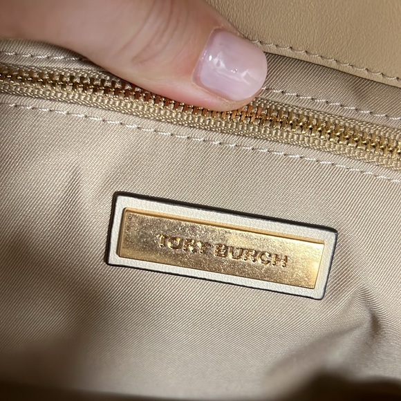 NWOT Tory Burch Fleming Soft Convertible Leather Shoulder Bag - Picture 15 of 16